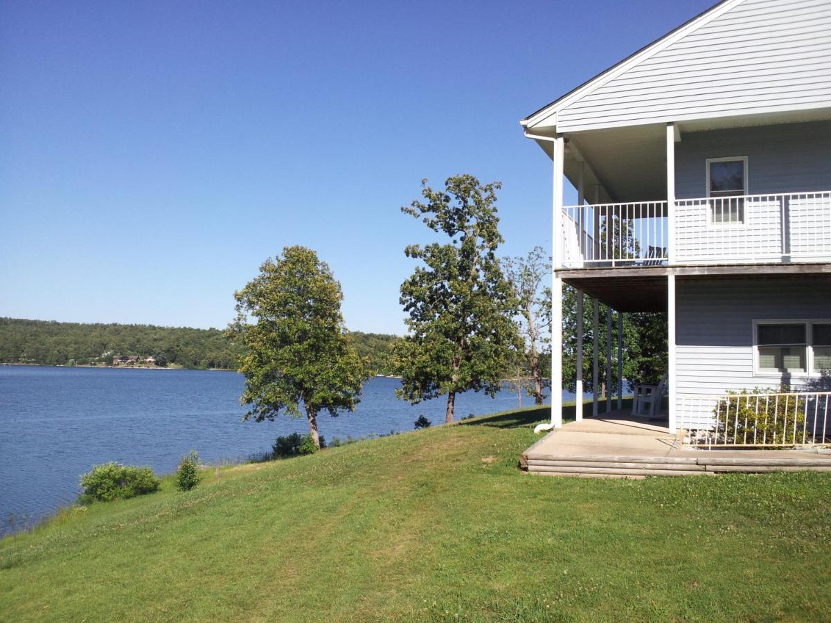 Crown Lake Resort & Spa Horseshoe Bend Exterior photo